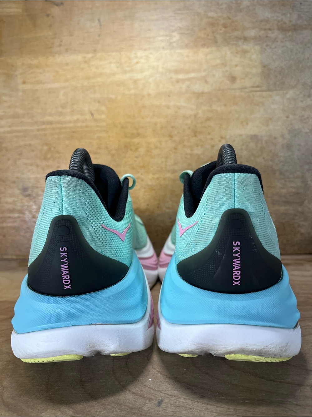 Hoka One One Skyward X Womens Size 8 Running Shoes Sneakers Mint/Blue Spark - Picture 5 of 12